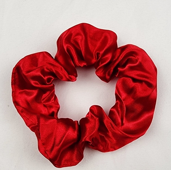 4 FOR $16 🔥Red Satin Scrunchie Hair Tie - Picture 1 of 5